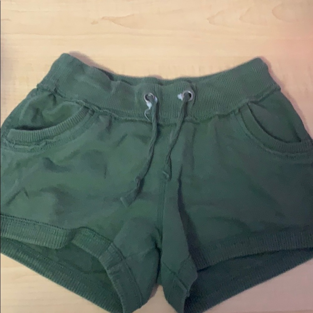 Army green lounge shorts